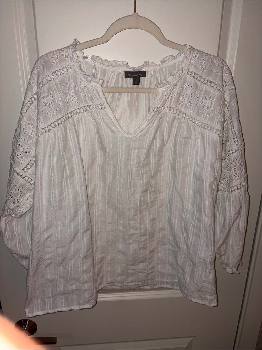 Style & Co. White Eyelet V-Neck Peasant Top